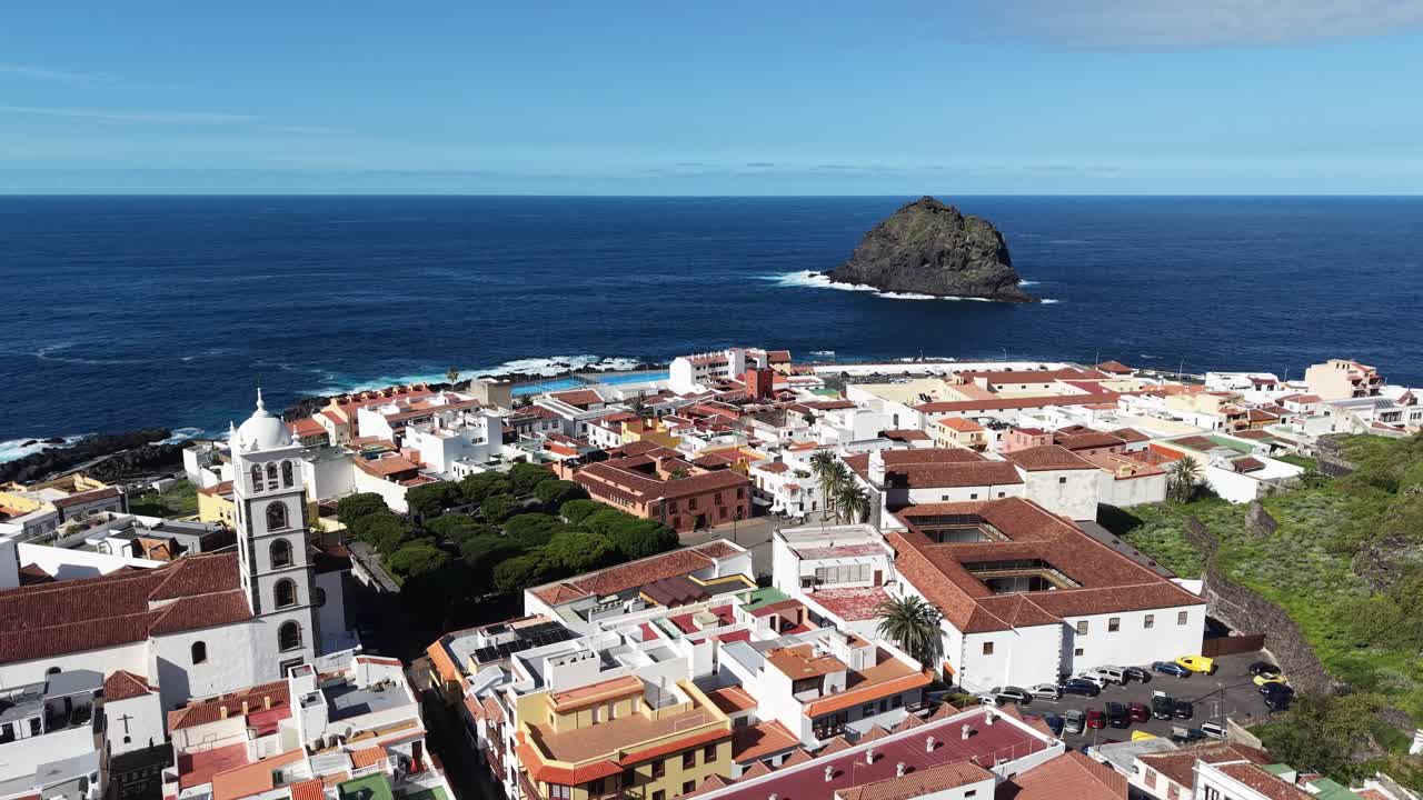 Garachico Tenerife Spagna centro città drone, aereo