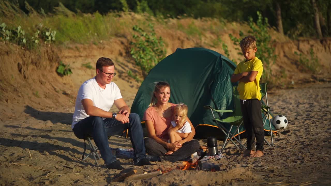 가족 캠핑 여행