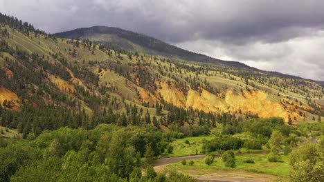 Nature's-Tapestry:-The-Lush-Surroundings-of-Clinton,-British-Columbia