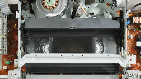 inside of a vhs player