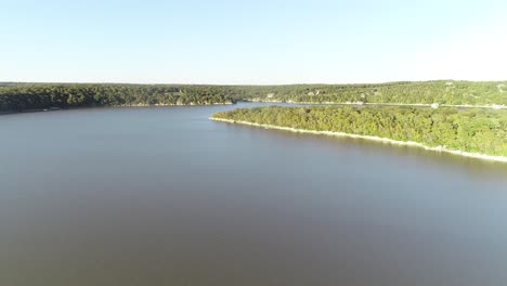 美國德克薩斯州布里奇波特湖 (bridgeport lake) 的空中影像