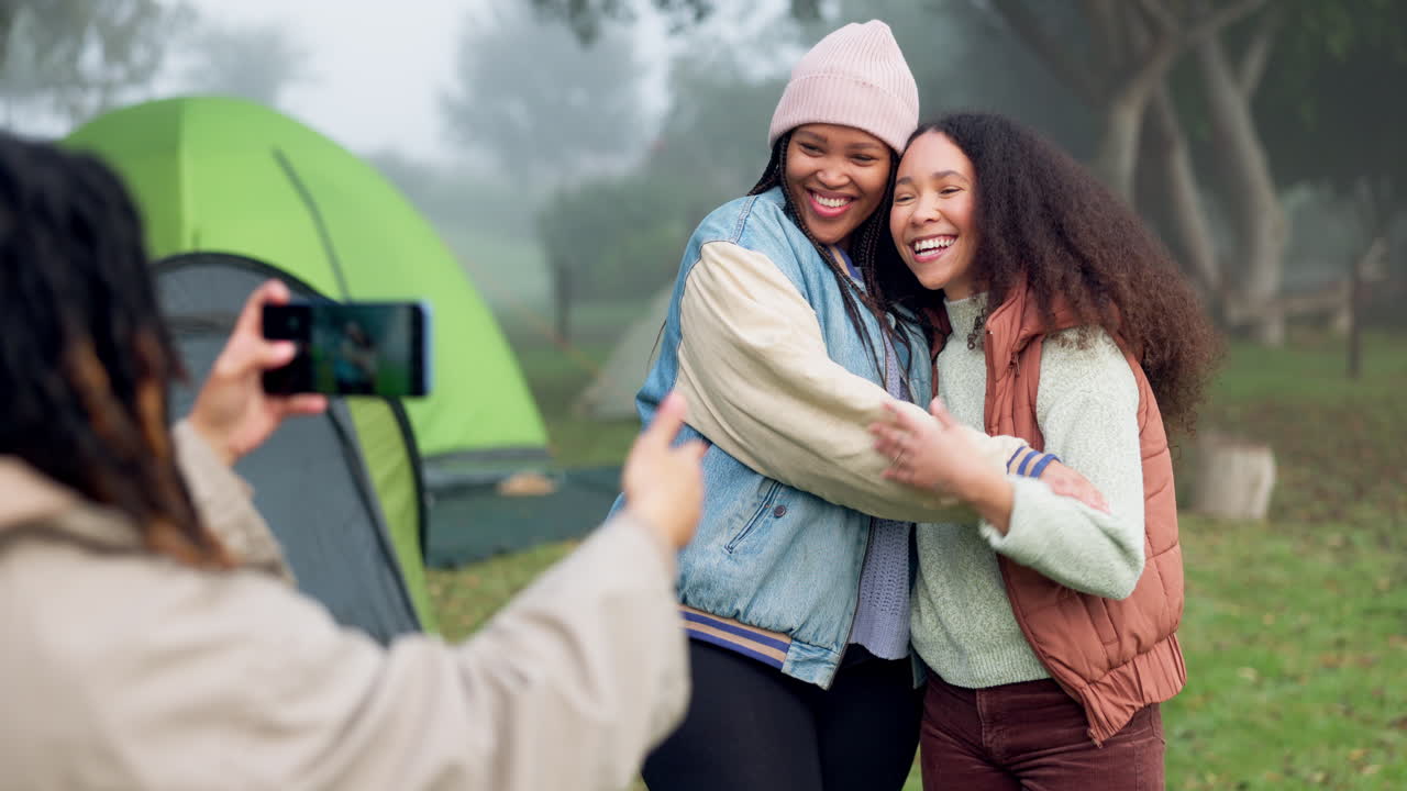여자 친구, 사진작가