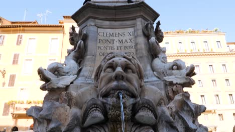 fuente del panteón, roma, italia