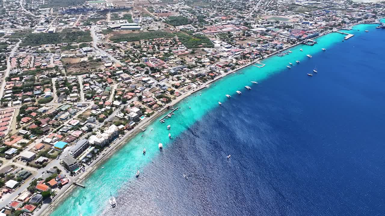 el horizonte del caribe en kralendijk en las antillas neerlandesas