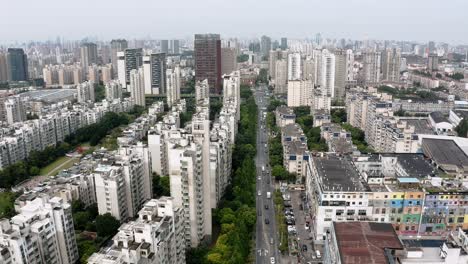 주거 교외의 바쁜 상하이 도시 도로, 조감도