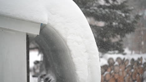 Snow-Sliding-of-the-House-Roof,-Detail