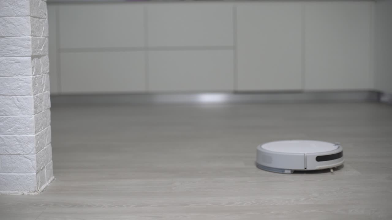 tecnología de videoconferencia en la cocina para videollamadas con colegas en el hogar y en las oficinas