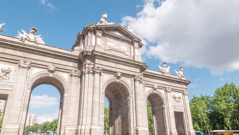 hiperlapso puerta de alcalá, madrid, españa