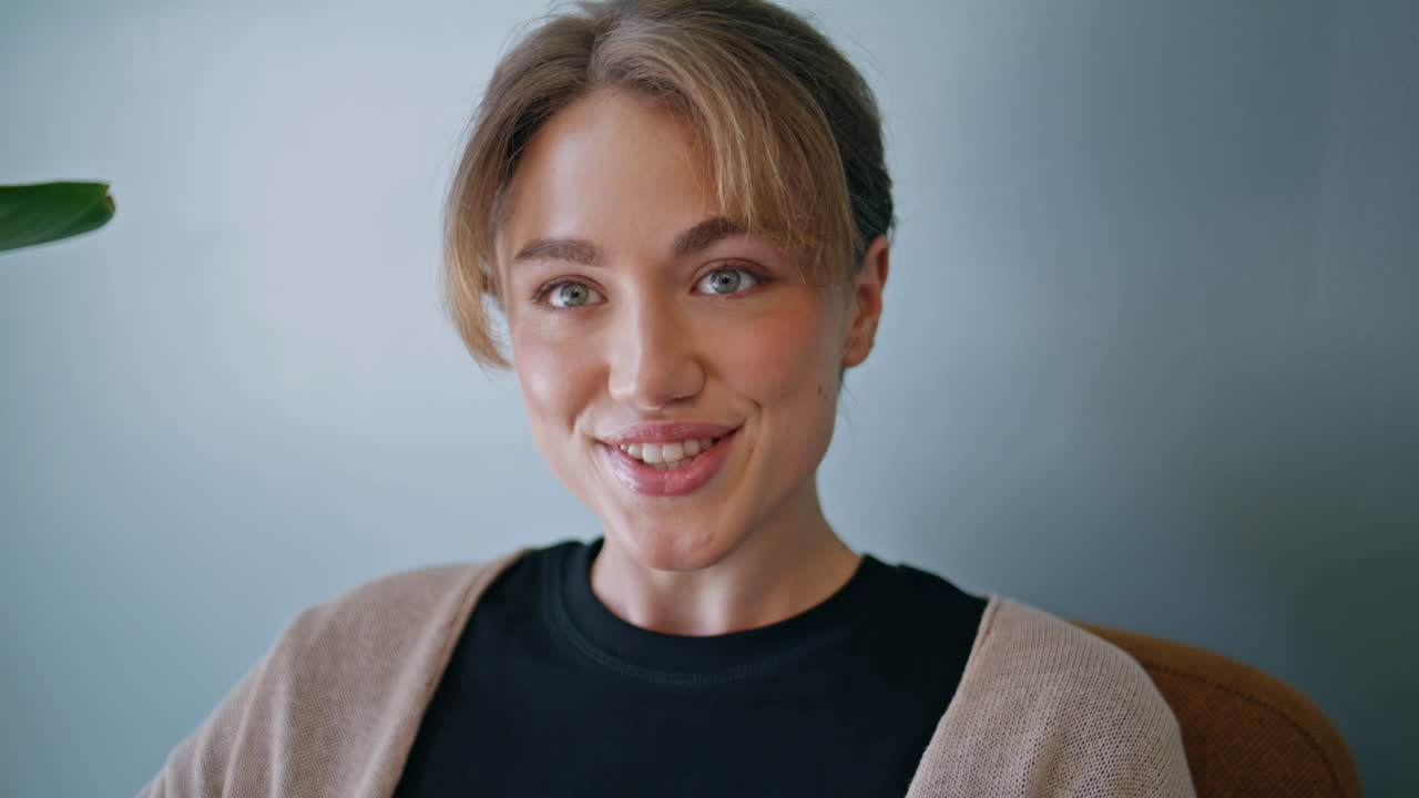 woman waiting meeting in office hall closeup. Portrait of relaxed lady