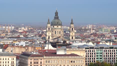 Rückansicht-Der-Fassade-Von-St