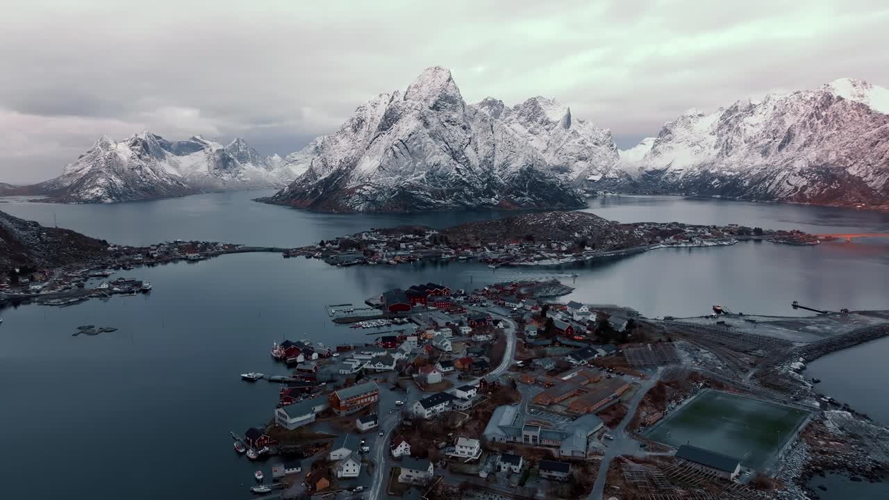 vista aérea de las islas lofoten hermoso paisaje durante el invierno