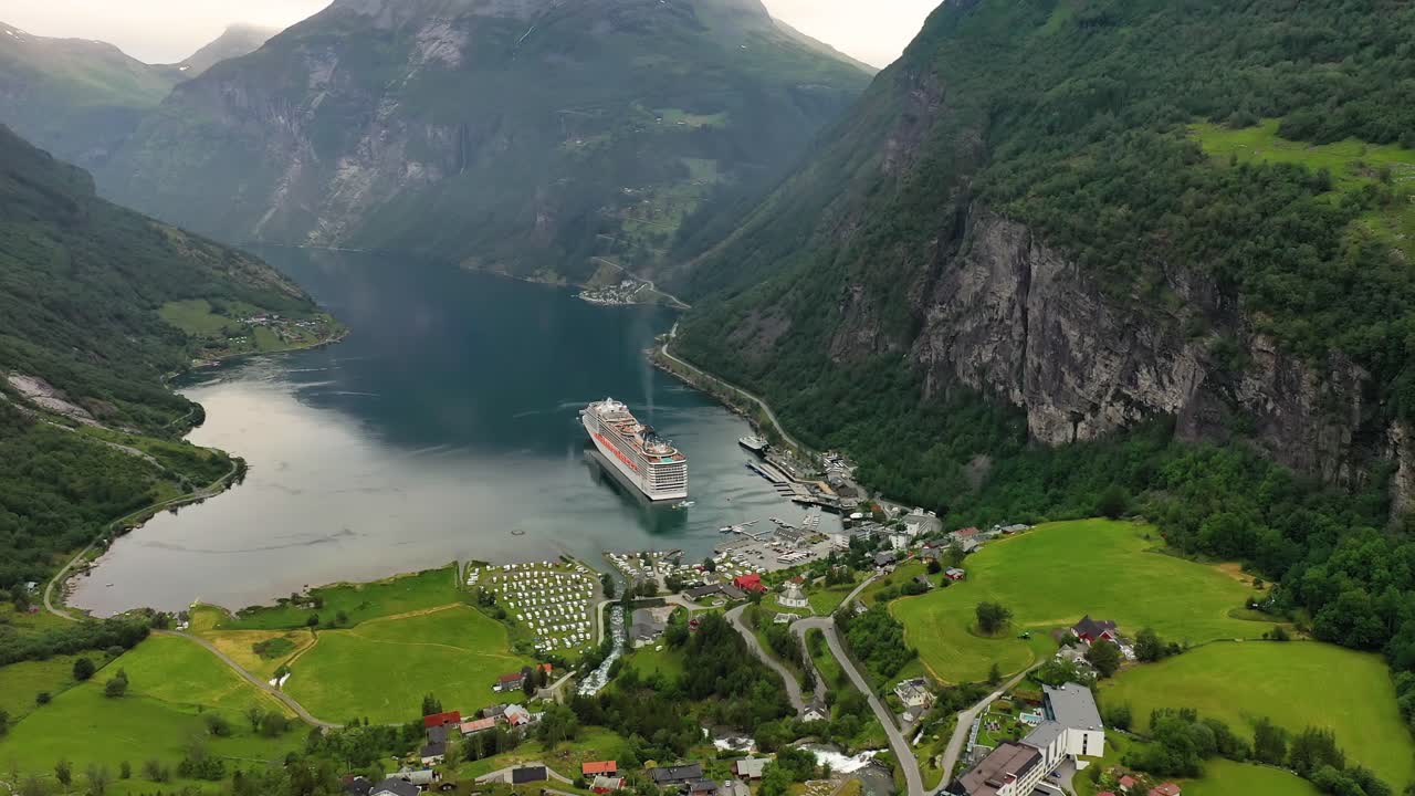 게이랑거 피오르드, 노르웨이. 아름다운 자연 노르웨이 자연 풍경.