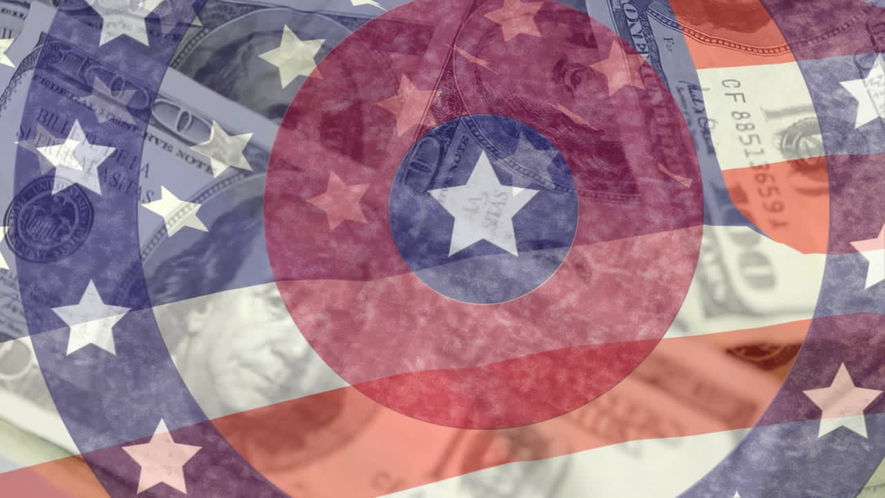 미국 발의 별과 줄무와 미국 달러 지폐로 회전하는 원