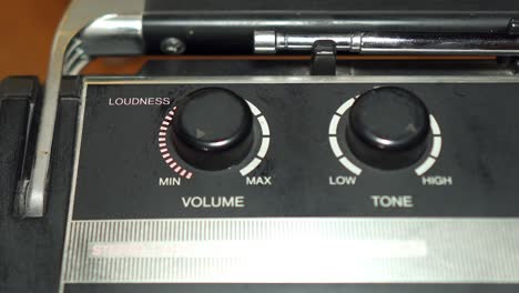 volume knob control, tape recorder