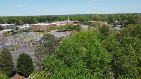 Winston-Salem-Carolina-Del-Norte,-Iglesia-Bautista-Del-Calvario-En-Primavera