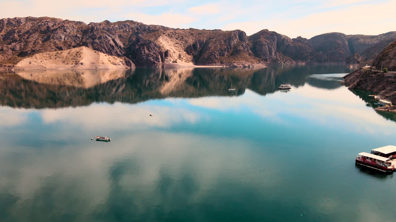 캐논 델 아투엘과 그 웅장한 풍경