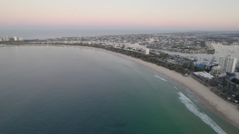 Aerial-View-Of-Calm-Sea-In-Mooloolaba-Beach-During-Sunrise