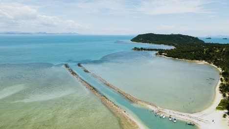 Aerial-landscape-with-bay-view