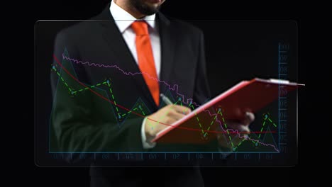 hombre de negocios analizando datos financieros