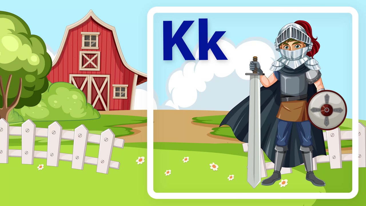 Flashcard animata che mostra la lettera K e un personaggio cavaliere su un paesaggio rurale agricolo.