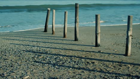 Ein-Friedlicher,-Abgelegener-Strand-An-Der-Ostküste-Von-Hamptons