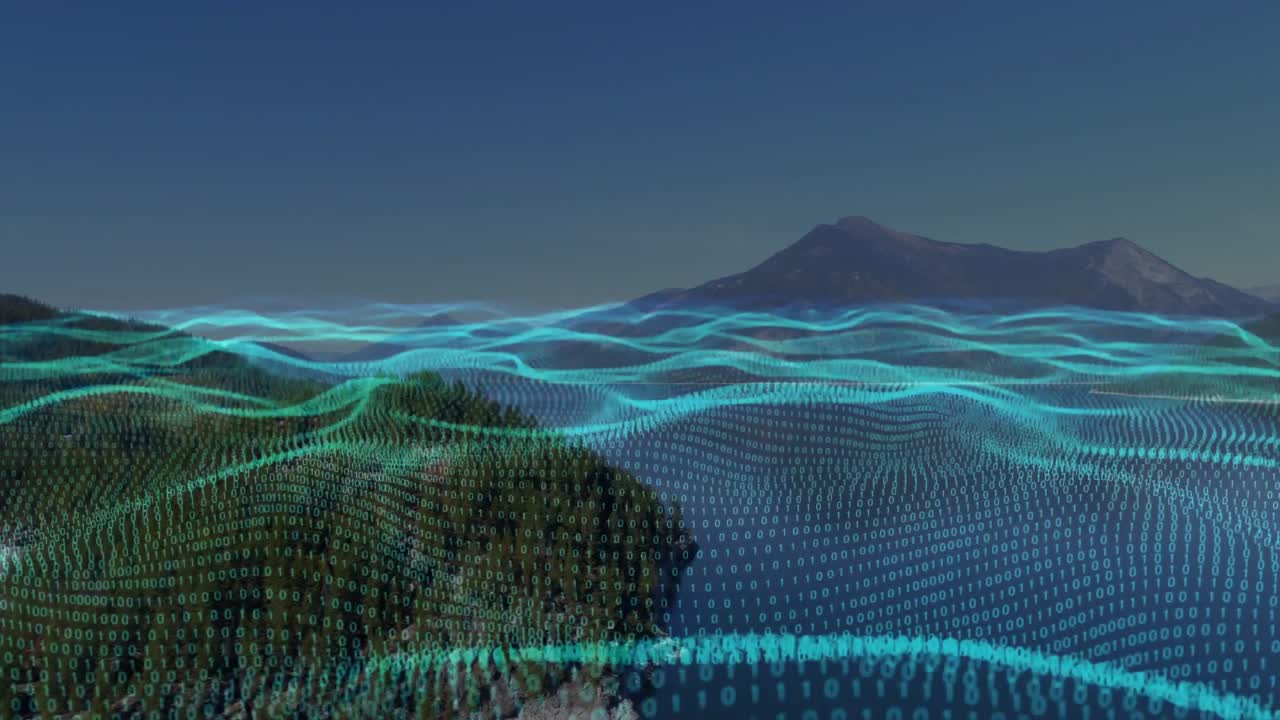 Ved start dannes et binært gitter over vand, der kruser hen over en skovklædt halvø, og viser en dataoverlejring.