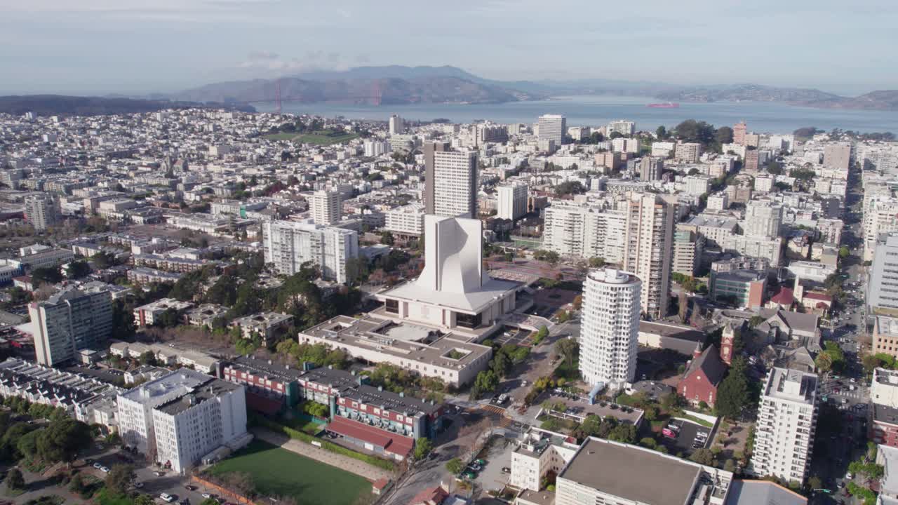 vista aérea de la catedral de santa maría de la asunción en san francisco, california, estados unidos