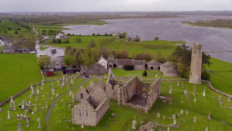 Clonmacnoise settlement