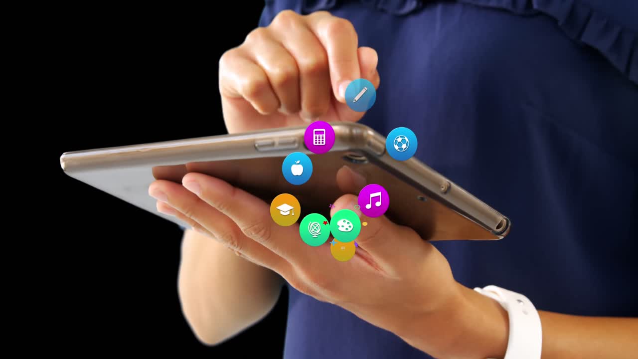 animación de iconos coloridos sobre mujer biracial usando tableta