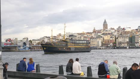 istanbul river cruise with city views
