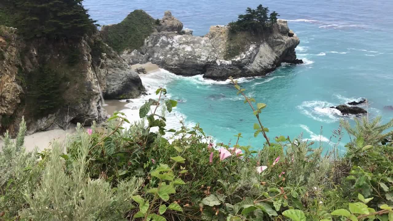 mcway falls en julia pfeiffer burns state park en big sur, california
