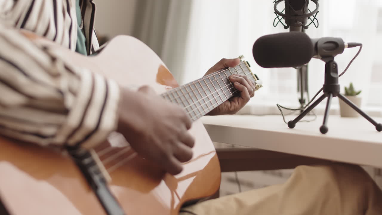 Playing Guitar with Microphone Setup