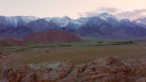 Puesta-De-Sol-En-Las-Colinas-De-Alabama-Cerca-De-Lone-Pine,-California