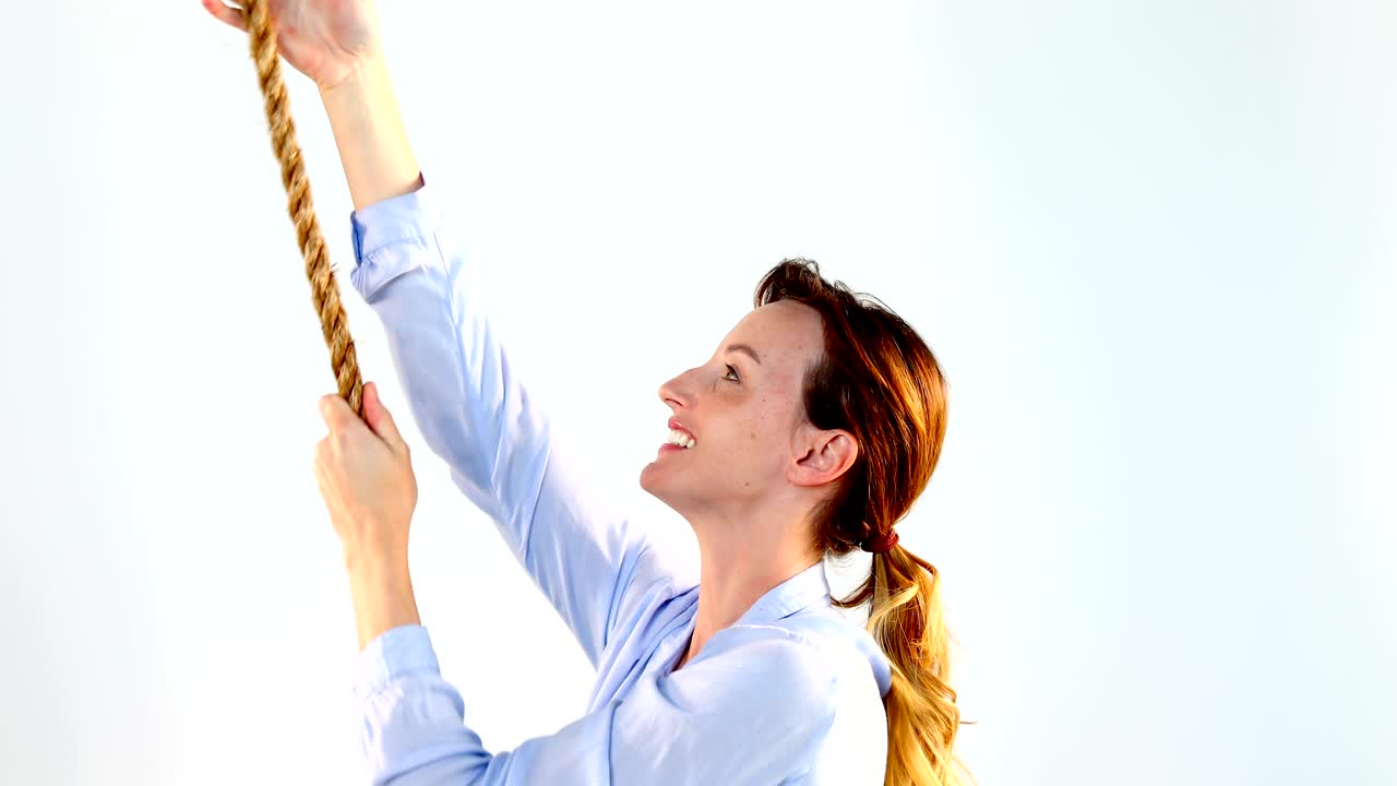 하 ⁇  배경 에  ⁇ 줄 을 당기는 여자 4k