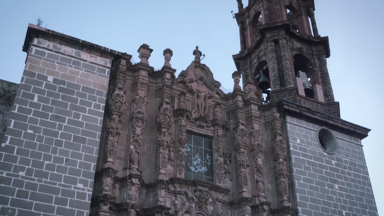 Iglesia de San Francisco, una chiesa nella città messicana di San Miguel de Allende