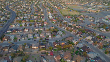 Vista-Aerea-De-Casas-Residenciales