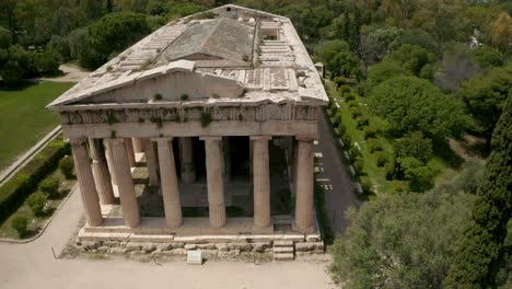 Templo-De-Hefesto,-Atenas,-Frente-De-Grecia-De-Derecha-A-Izquierda-En-4k