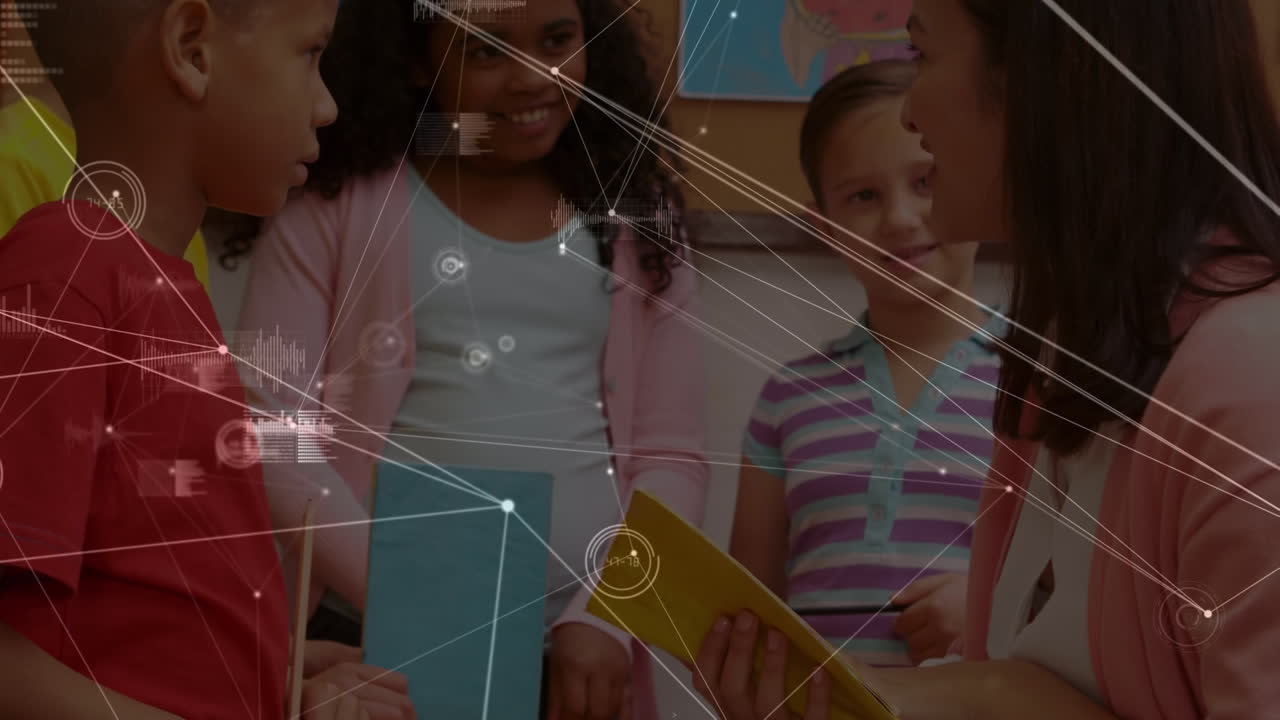 animación de la red de conexiones entre diversos escolares con cuadernos y maestros