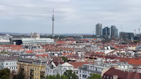 vieja ciudad de viena centro de la ciudad en austria desde arriba filmado en 4k