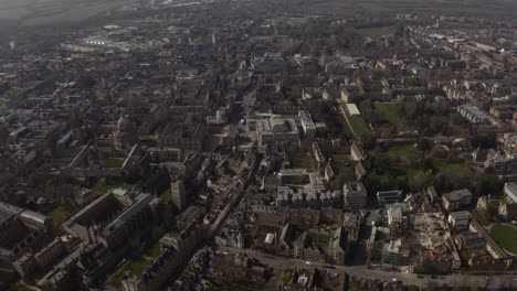 Slider-Drohne-Schoss-über-Das-Zentrum-Von-Oxford,-Großbritannien