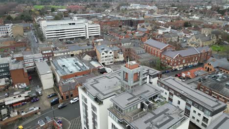 Edificio-De-Apartamentos-Bedford-Bedfordshire-Reino-Unido-Drone,-Aéreo