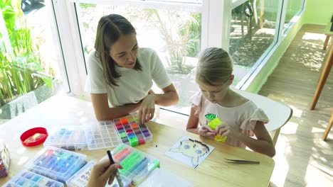 proyecto de perlas de madre e hija