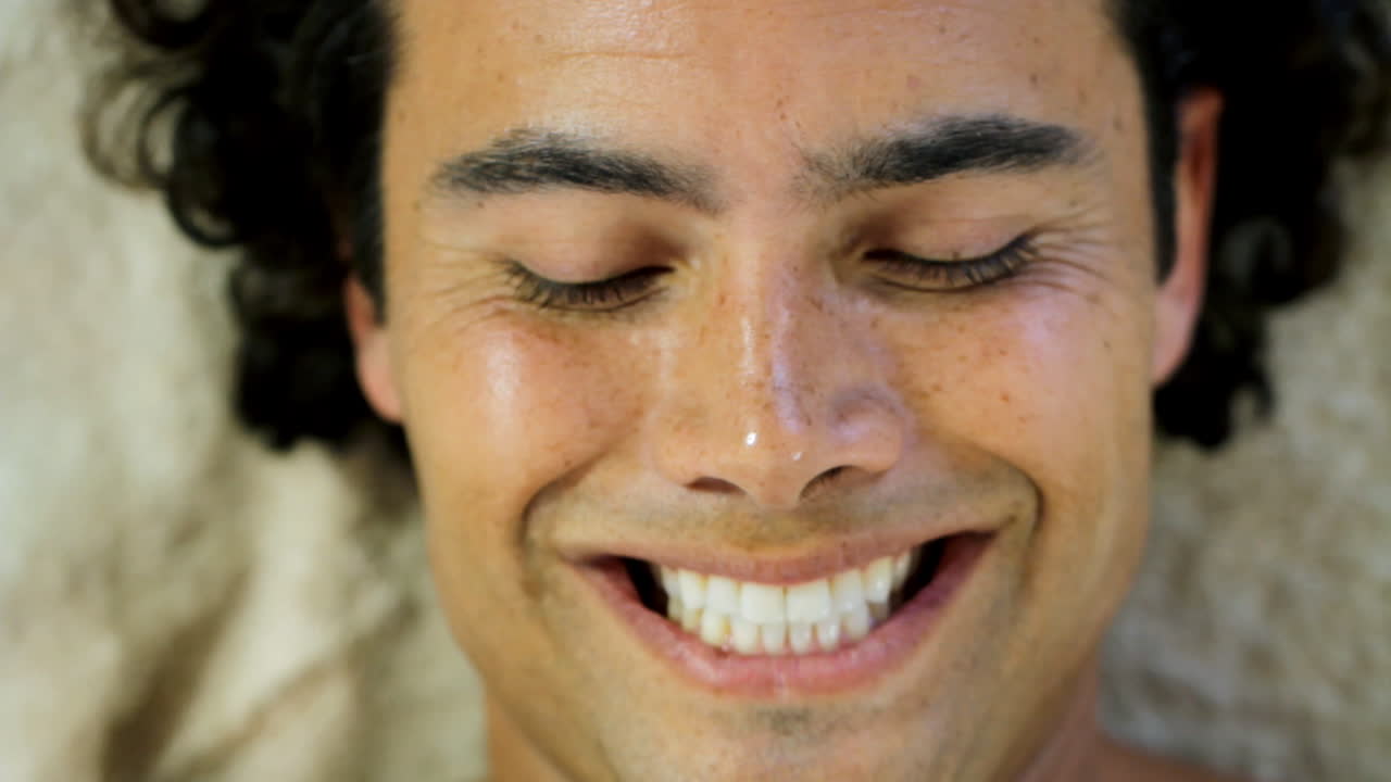 necesito quitarme algo de peso del pecho.