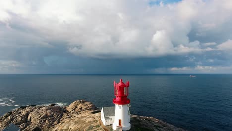 Faro-De-Lindesnes,-Noruega