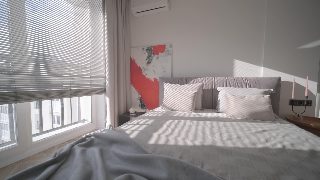 현대적인 럭셔리 인테리어 침실 디자인과 장식 마스터 베드 킹 사이즈