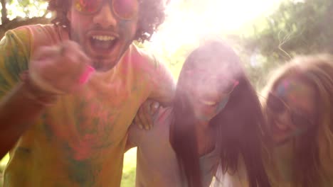 groupe multiethnique abattu lors du festival holi dans un parc