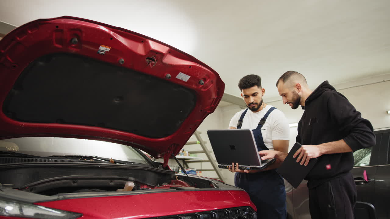 reparación y diagnóstico de automóviles