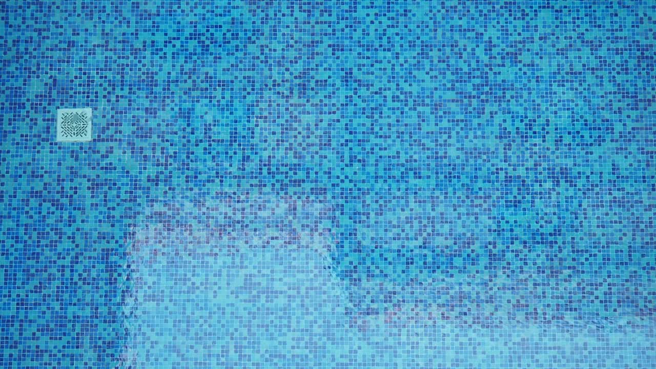 Blue mosaic tile pattern