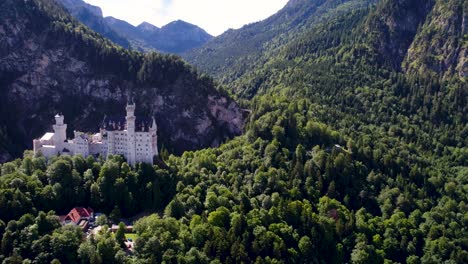 castillo de neuschwanstein alpes bávaros alemania