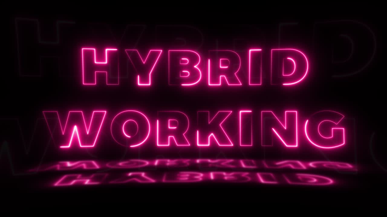 la palabra "trabajo híbrido" brilla en neón sobre un fondo negro con reflejos en el suelo. letreros de brillo de neón en gráfico de movimiento de bucle sin costuras